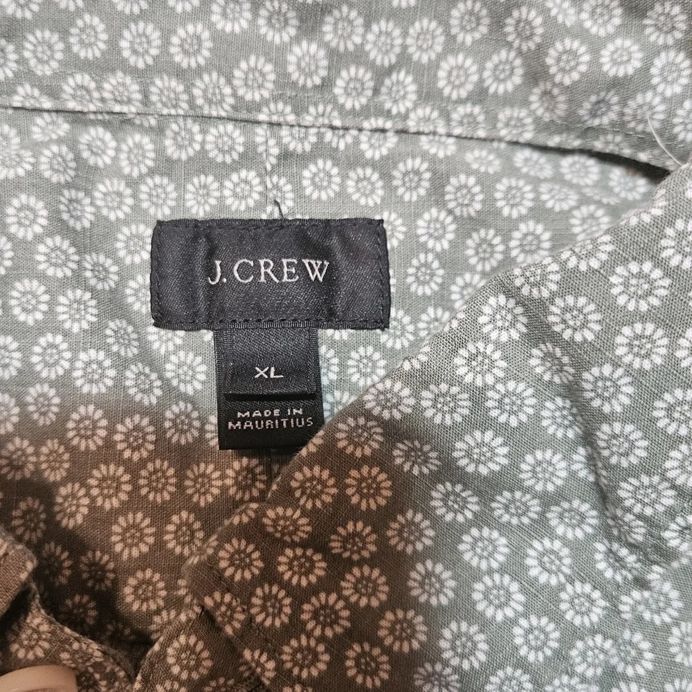 J. Crew XL Mens Button Down Long Sleeve